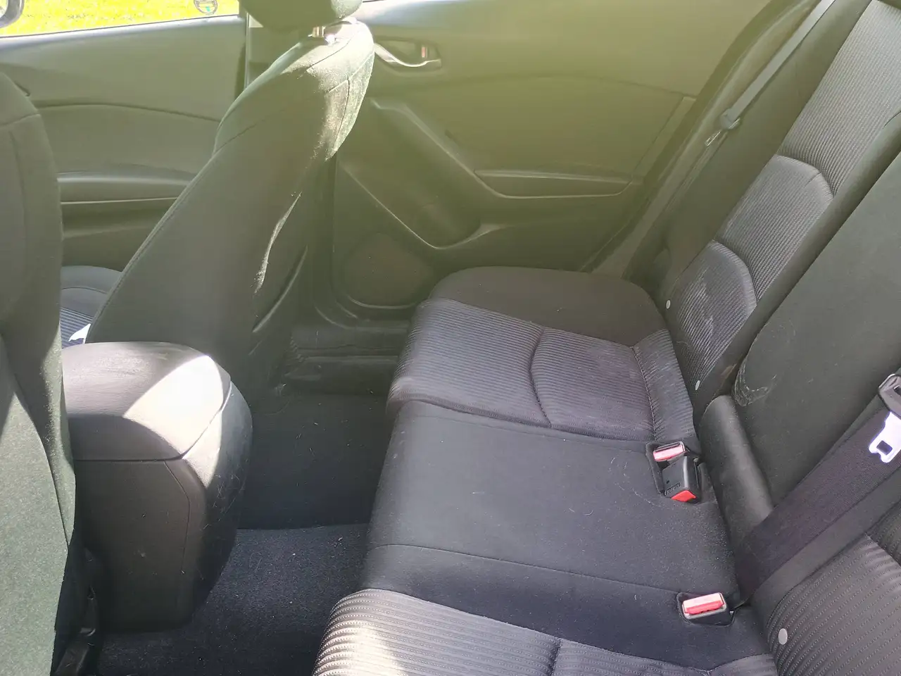 Mazda 3 снимка Mazda 3