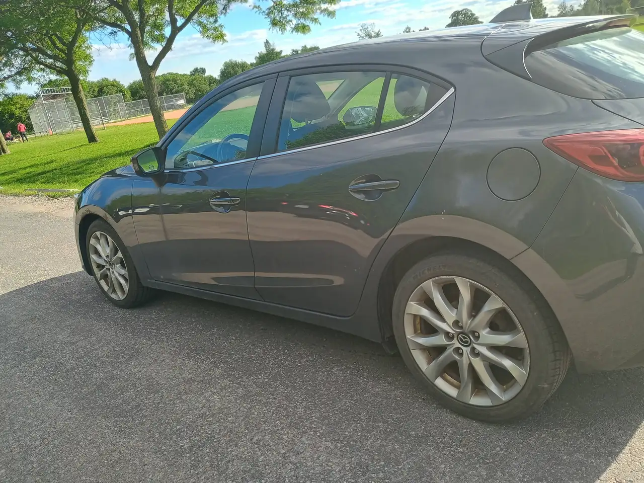 Mazda 3 снимка Mazda 3