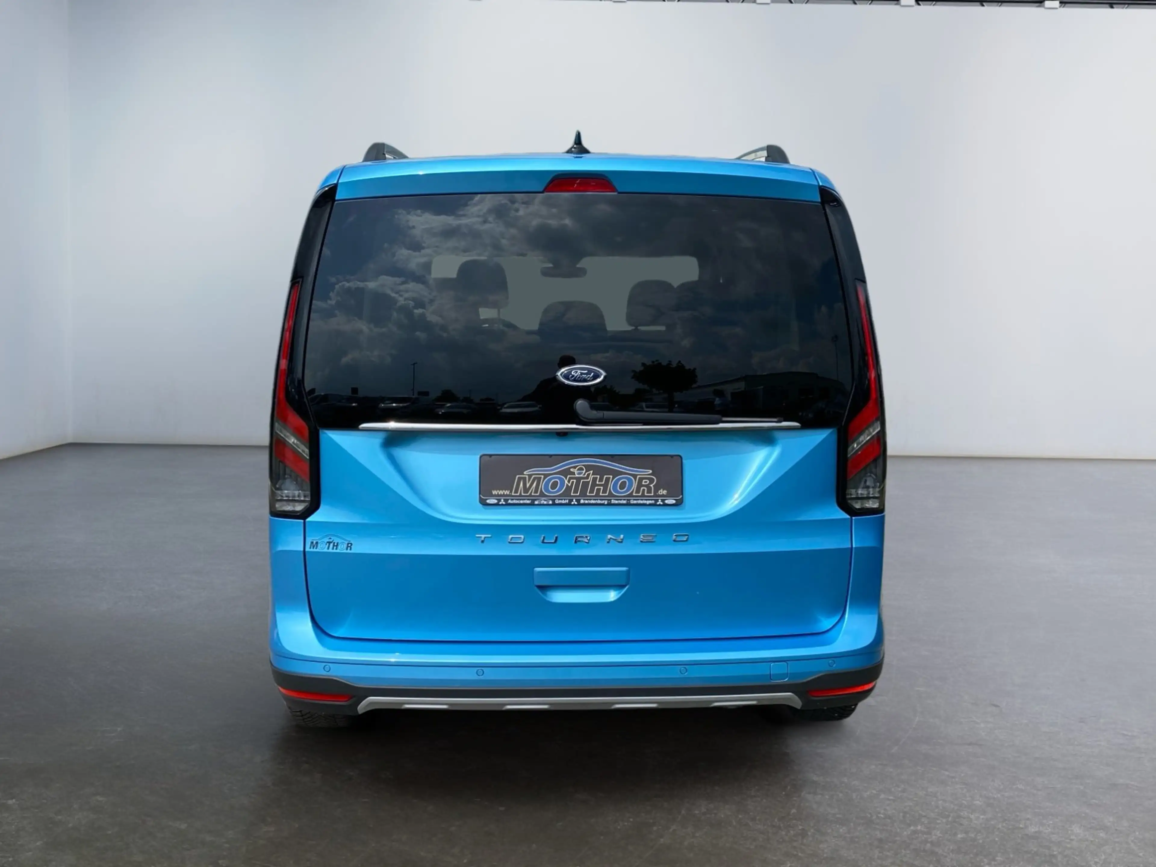Ford Tourneo Connect Active 2.0 ACC+PDC+KAM+NAVI — photo 5