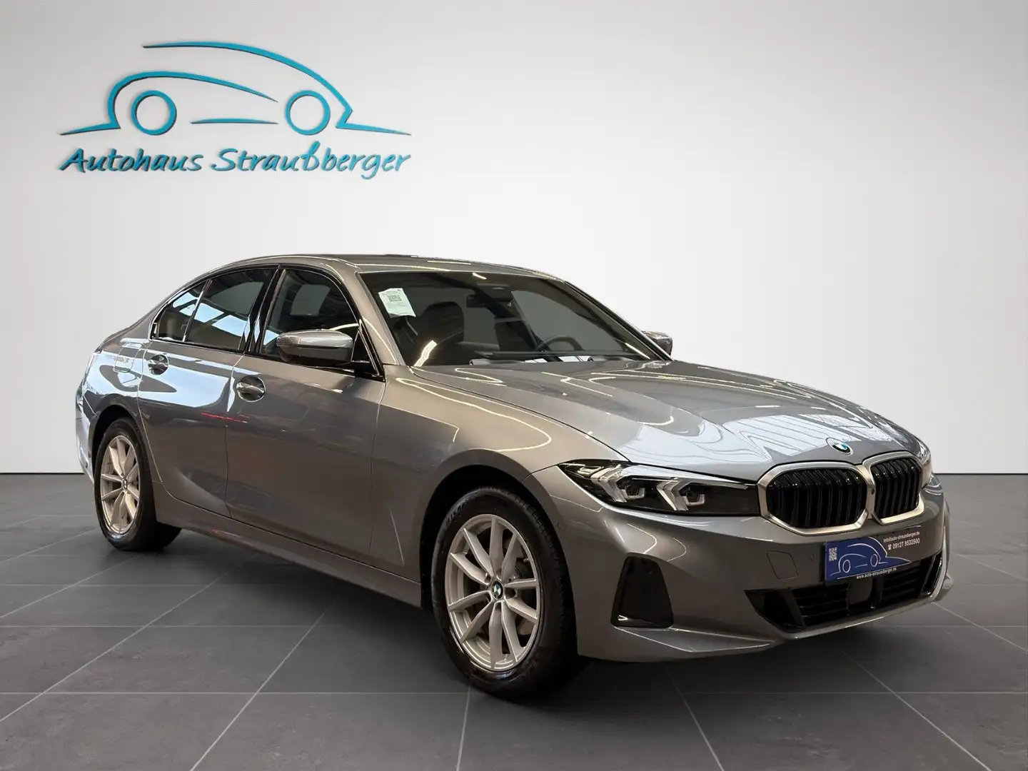 BMW 320 d Lim. xDrive ACC 360° SHZ HiFi HuD 3ZK Grau - 2