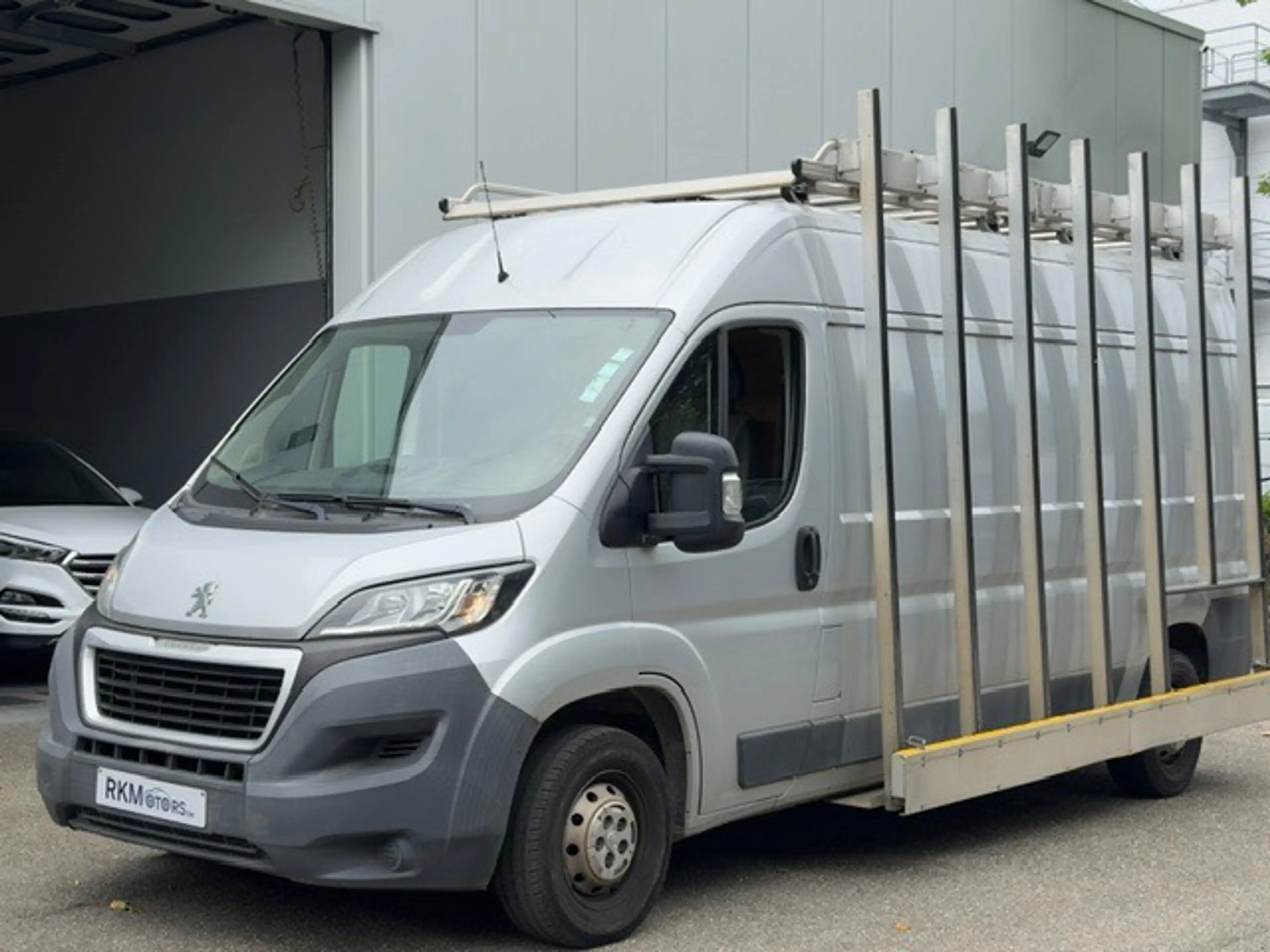 Peugeot Boxer 2.2 HDi L2H2 Pro