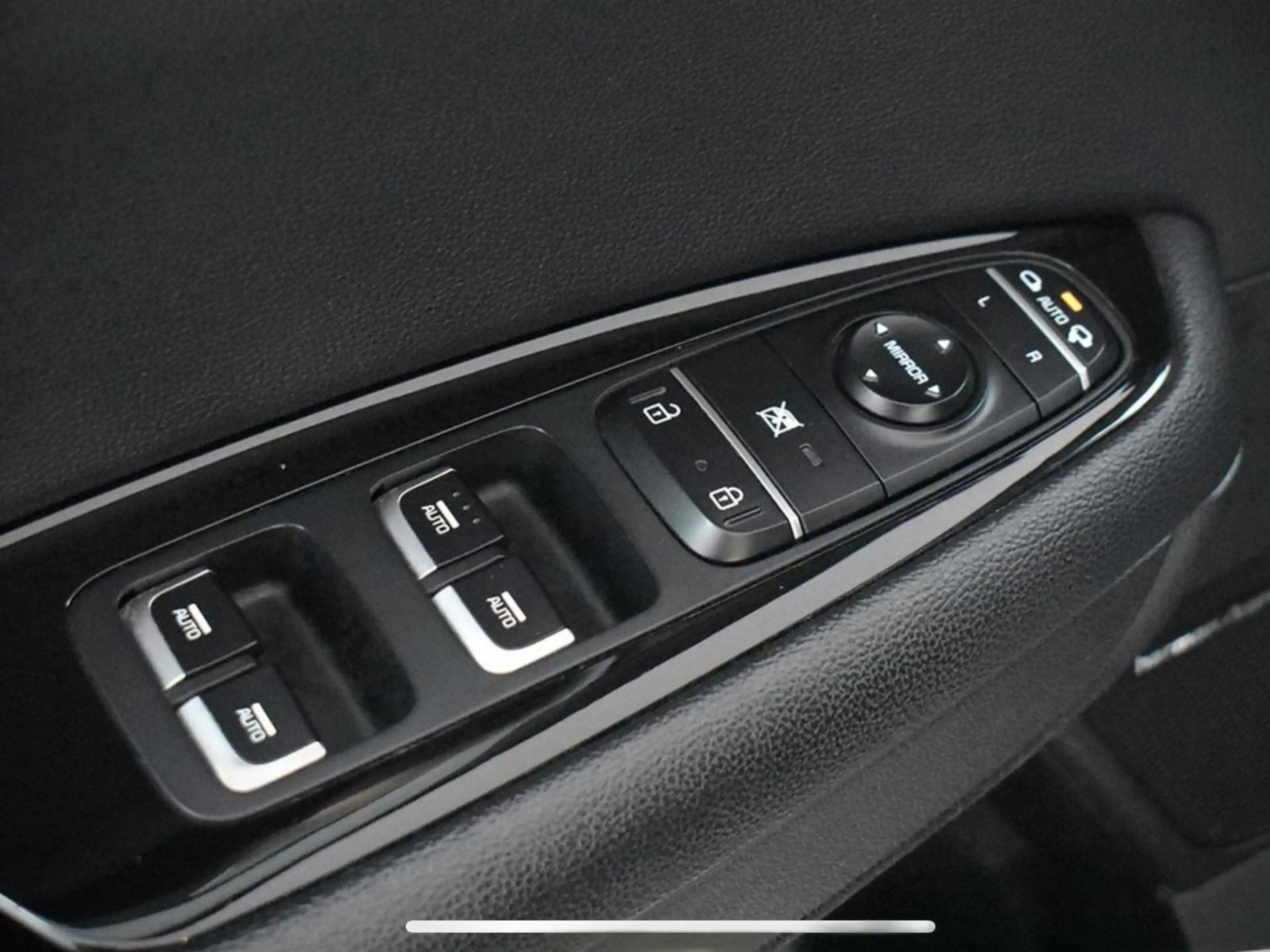 Kia Optima SW Spirit PHEV Pano HUD AHK 360 JBL Leder — photo 9