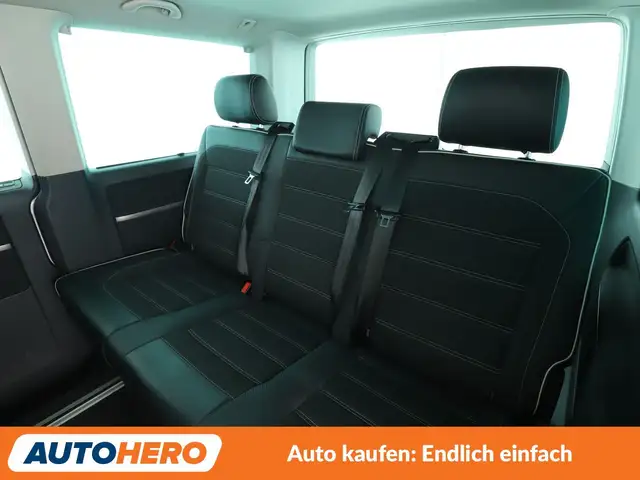 Volkswagen Multivan view 15