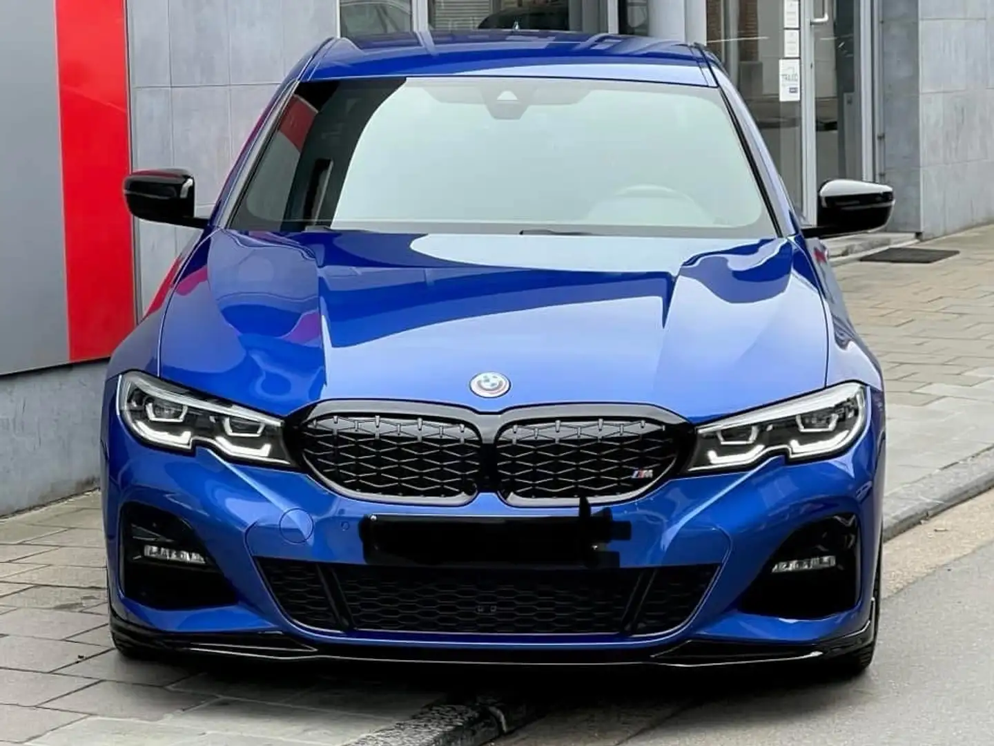 BMW 320 320i GT Aut. M Sport Bleu - 2