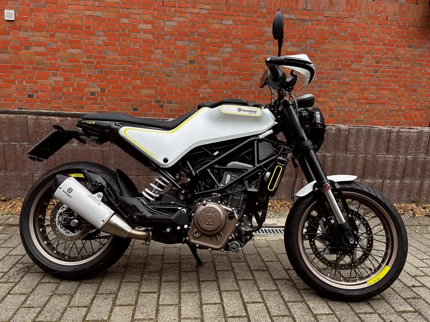 Husqvarna Vitpilen 401 Biały - 2