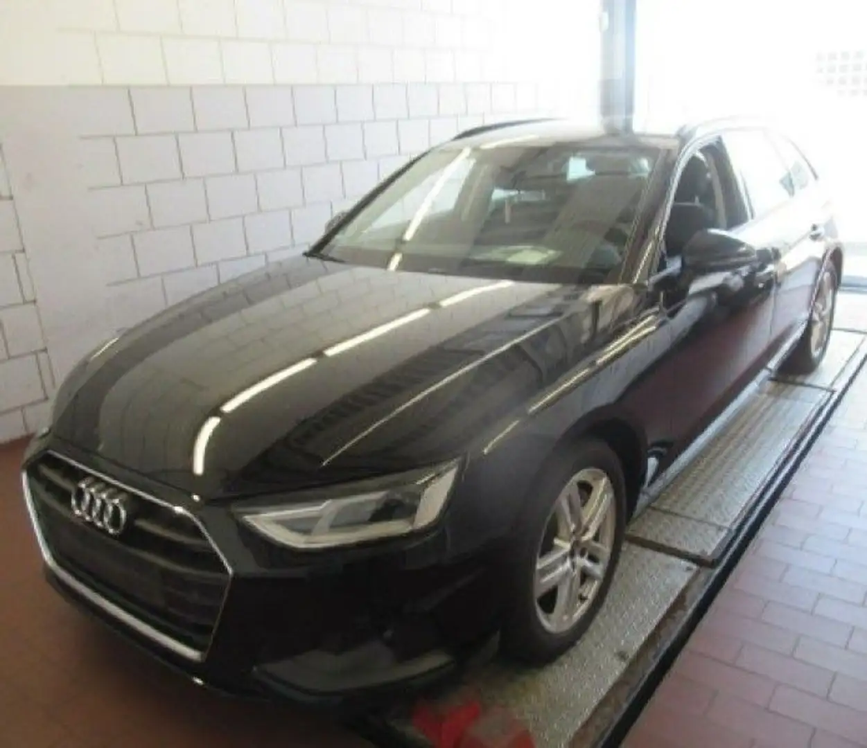 Audi A4 40 TDI S tronic Navi connect sound LED Schwarz - 2
