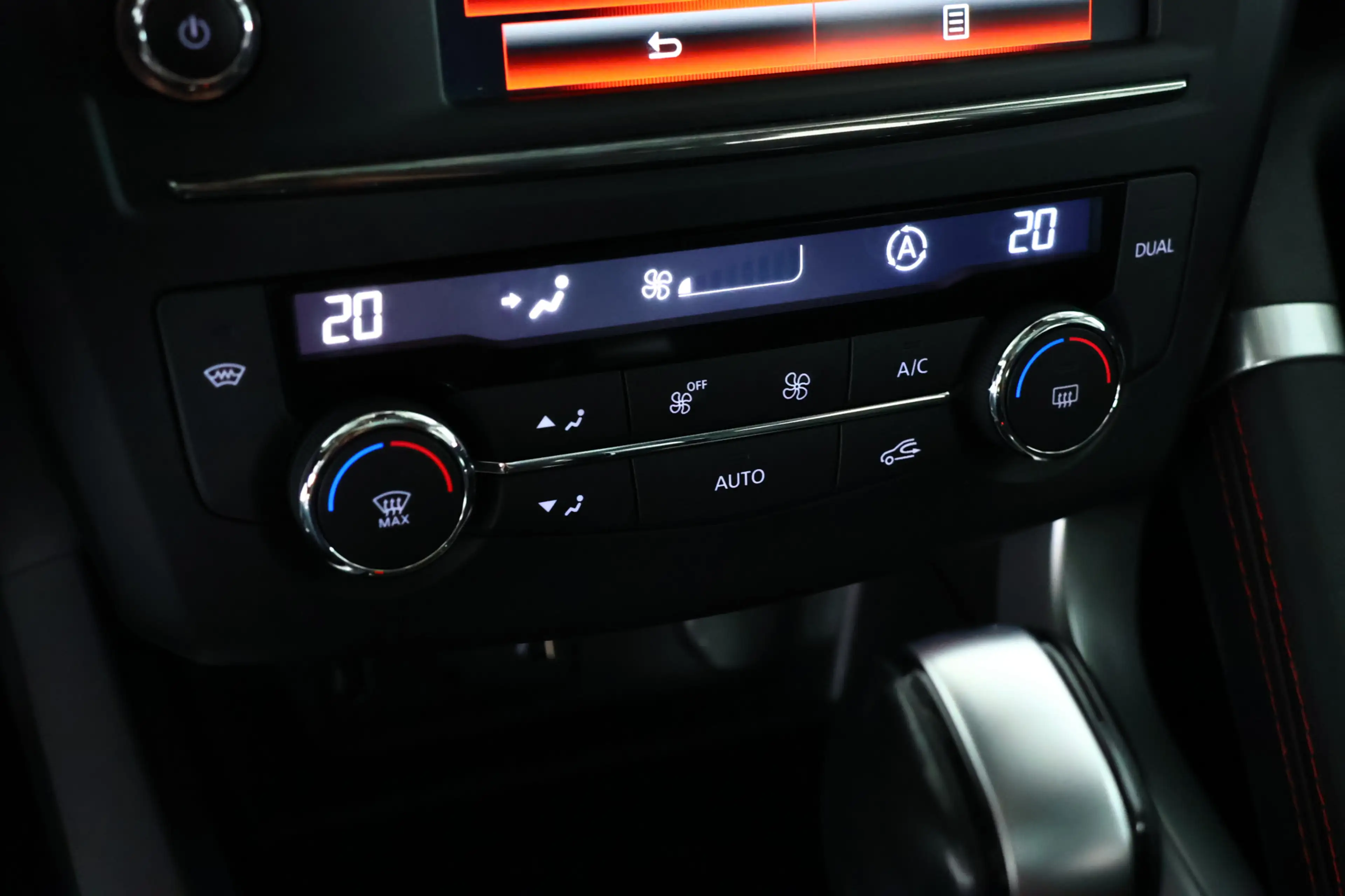 Renault Kadjar 1.2 TCe Extase Navi / Panorama / Cruisecontrol / A — photo 25