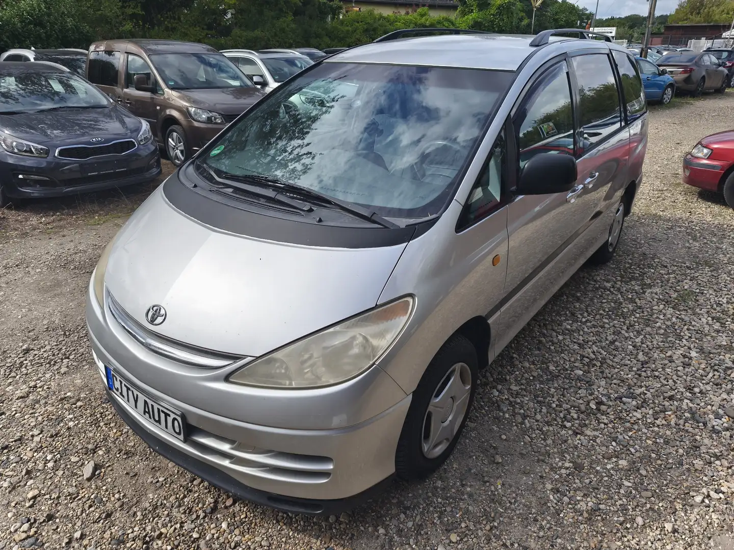 Toyota Previa 2.4 Linea Terra Silber - 1