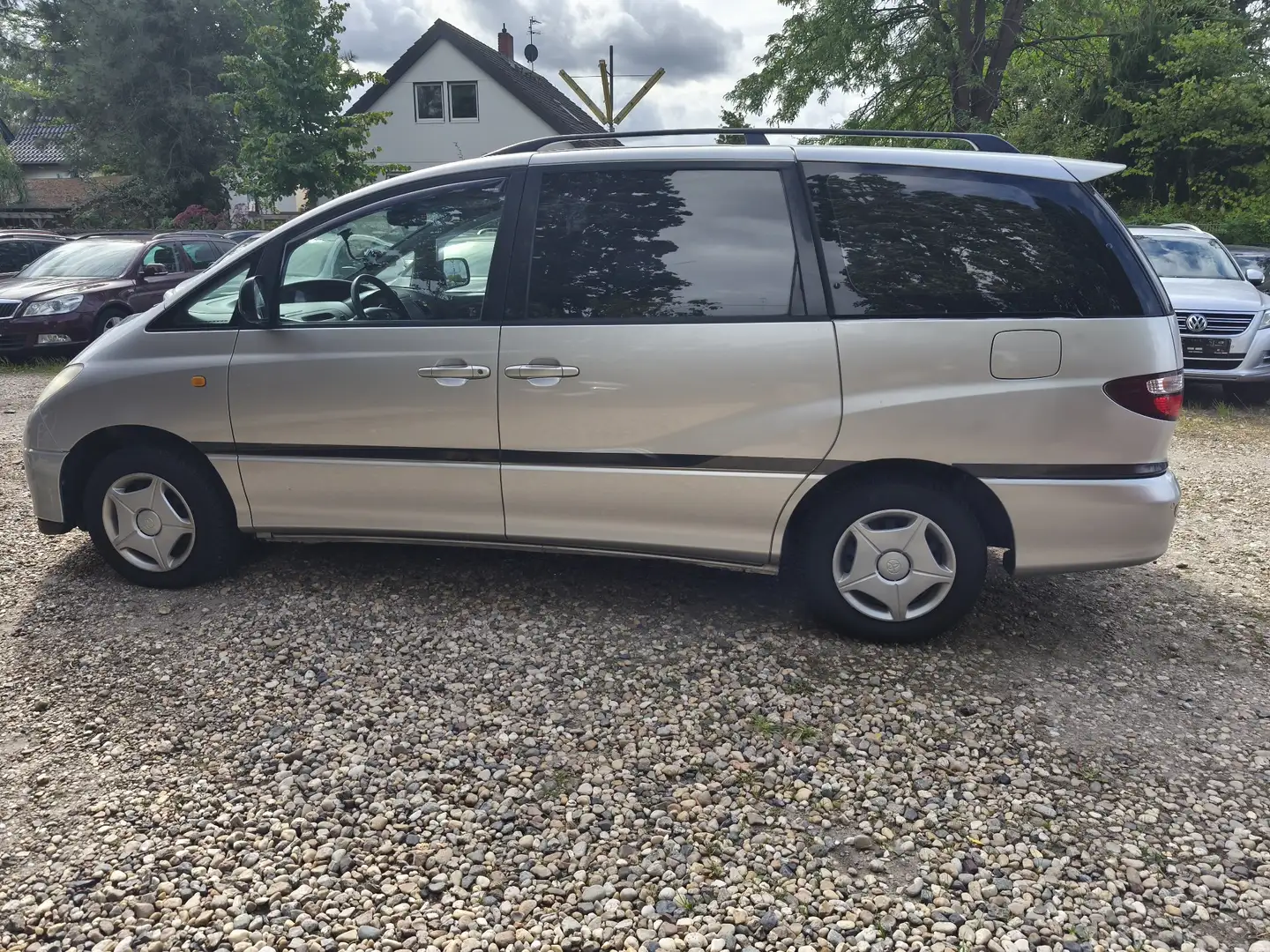 Toyota Previa 2.4 Linea Terra Silber - 2