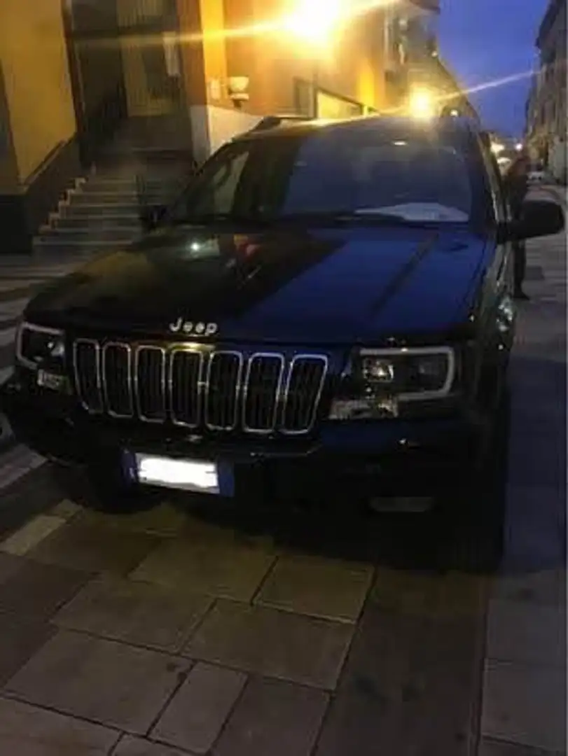 Jeep Grand Cherokee Grand Cherokee II 1999 4.7 H.O. Overland LX auto Černá - 2