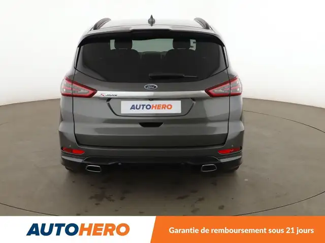 Ford S-Max view 5