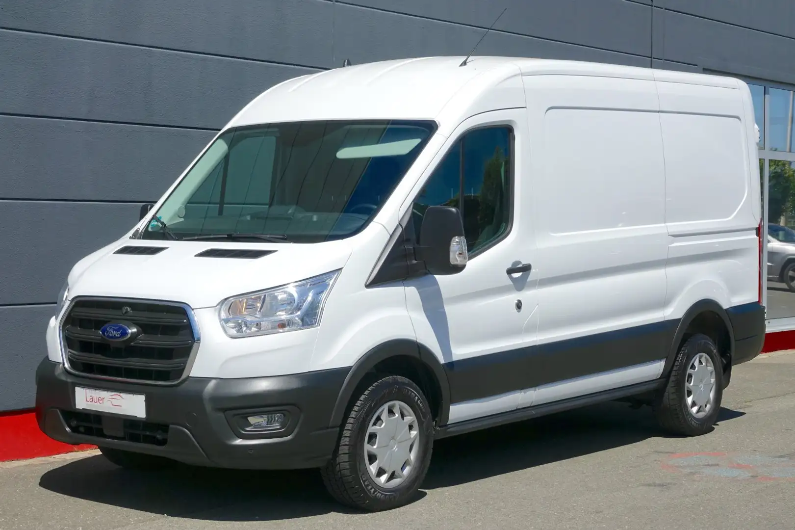Ford Transit FT 2.0 TDCi 350 L2H2 Trend FWD PDC Klima Weiß - 1