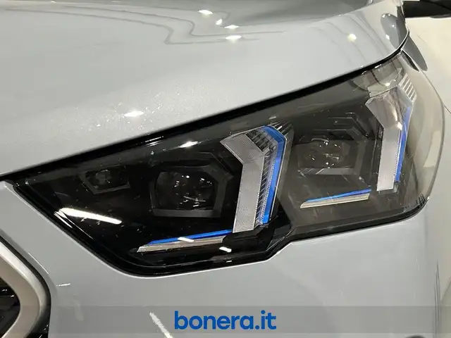 BMW X2 view 10