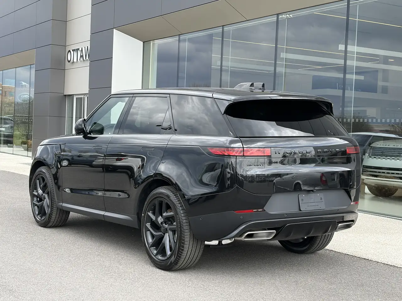 Land Rover Range Rover Sport снимка Land Rover Range Rover Sport