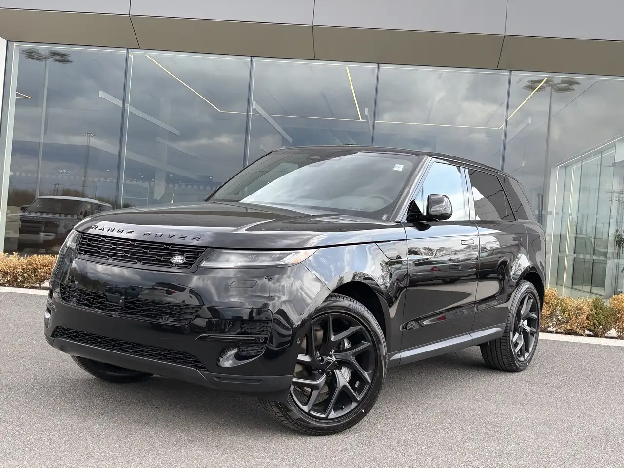 Land Rover Range Rover Sport снимка Land Rover Range Rover Sport