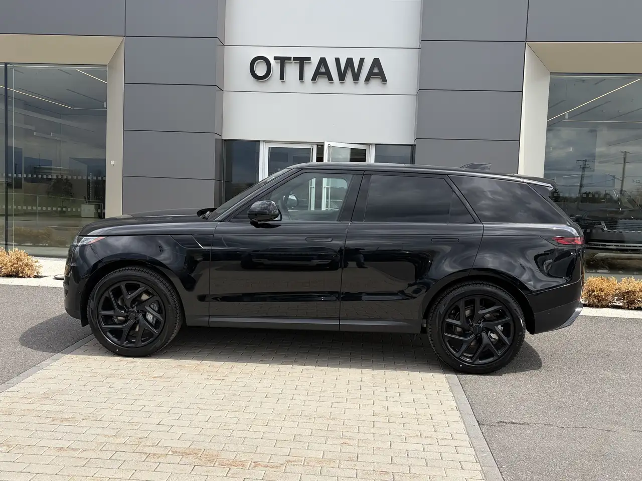 Land Rover Range Rover Sport снимка Land Rover Range Rover Sport
