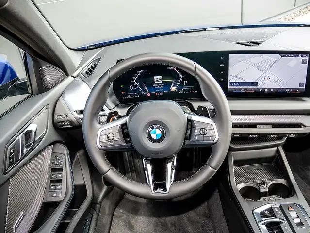 BMW 1 Series view 9