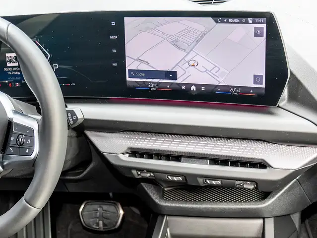 BMW 1 Series view 6