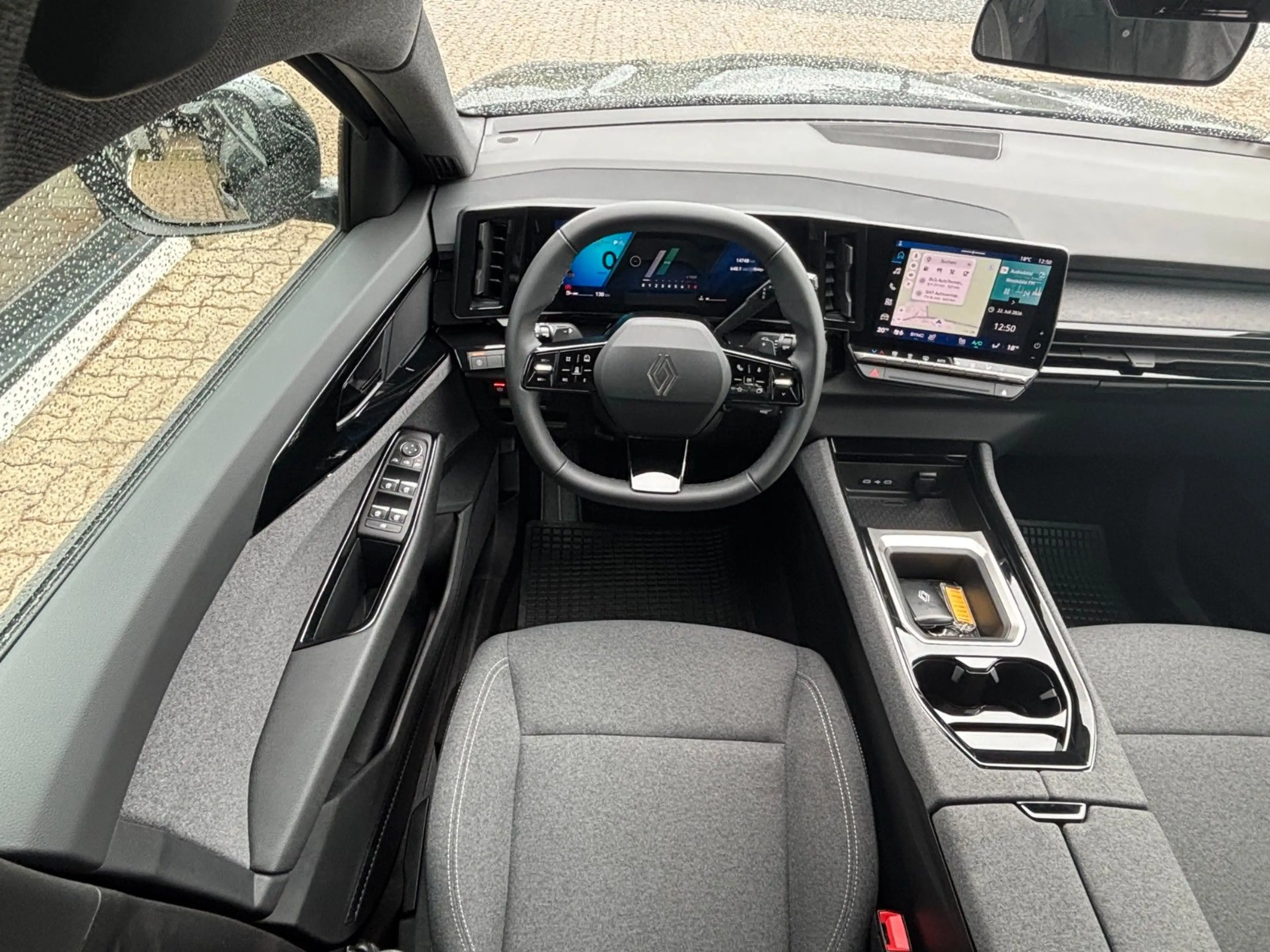 Renault Austral Mild Hybrid 160 Evolution Automatik — photo 10