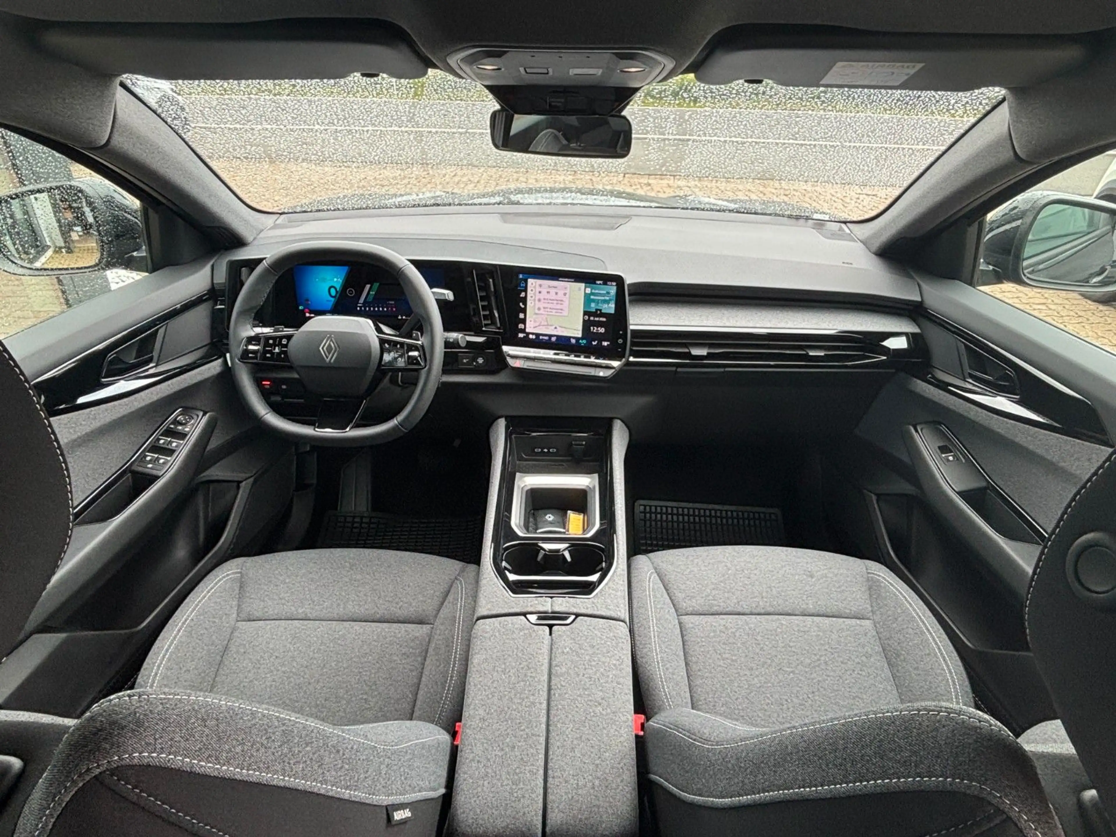 Renault Austral Mild Hybrid 160 Evolution Automatik — photo 9