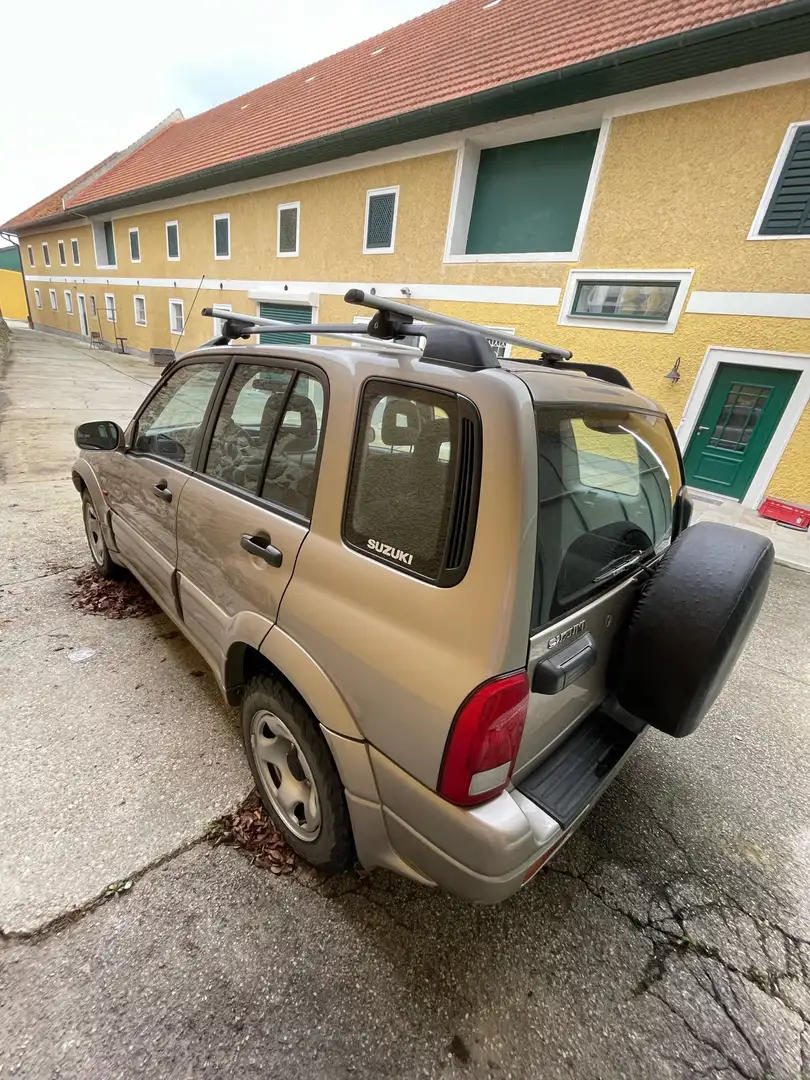 Suzuki Grand Vitara 2,0 - 2