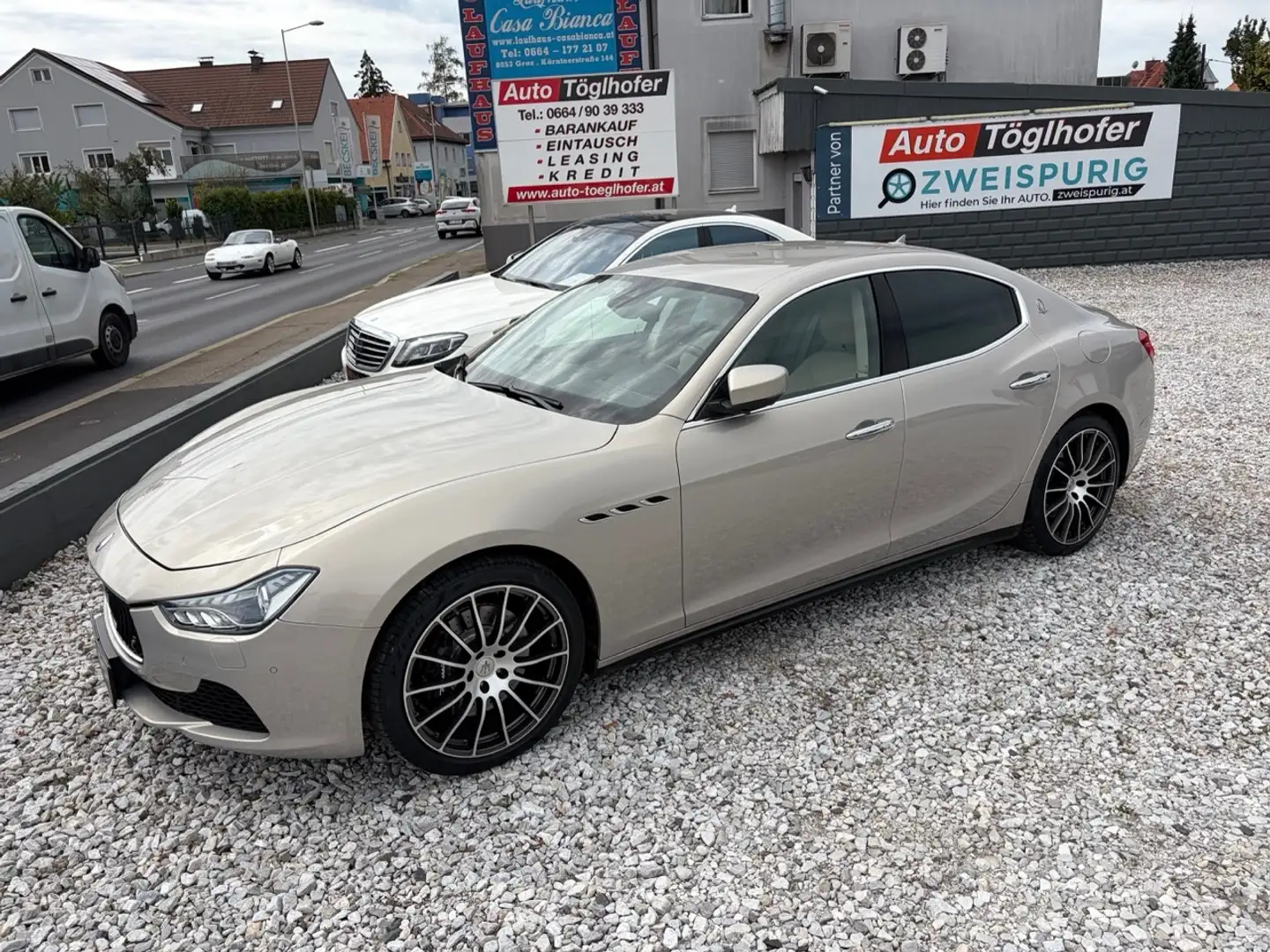 Maserati Ghibli S Q4 ACC Sportauspuff Werksgarantie B&W Sitzklima Beige - 2