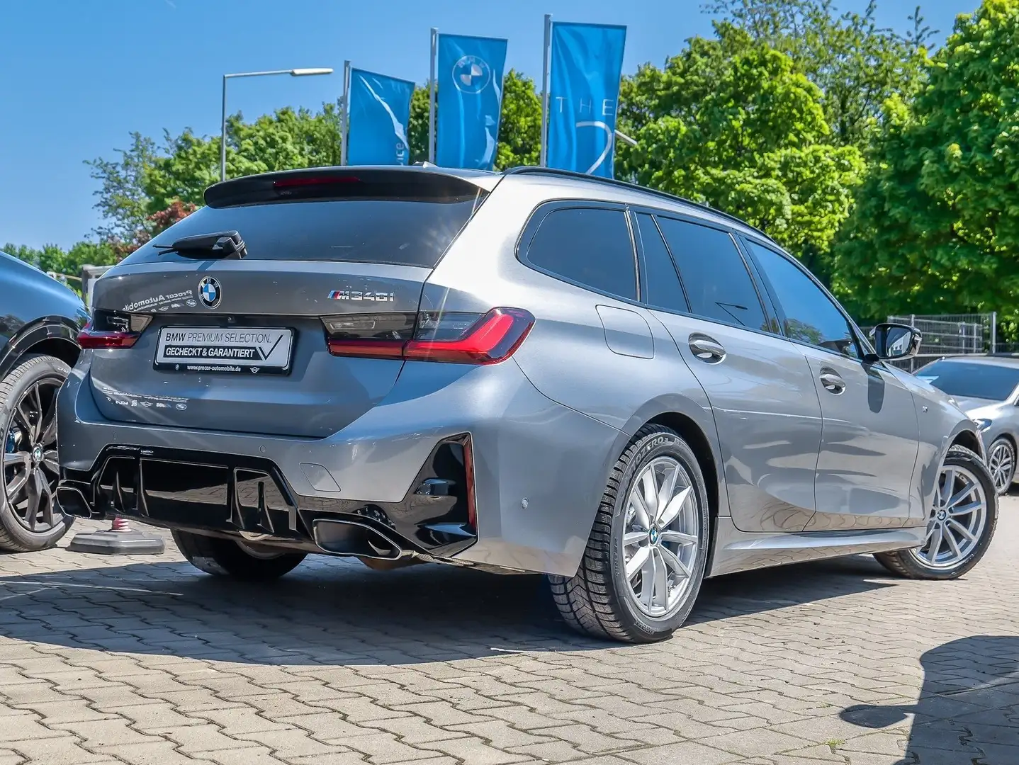 BMW 340 M340i xDrive Touring M Sport HUD PANO ACC AHK Grau - 2