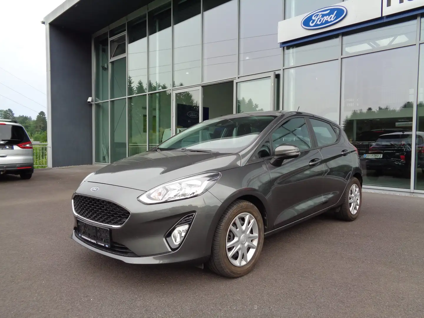 Ford Fiesta Trend 1,1 Start/Stop WP, PP hi, BT Grau - 2
