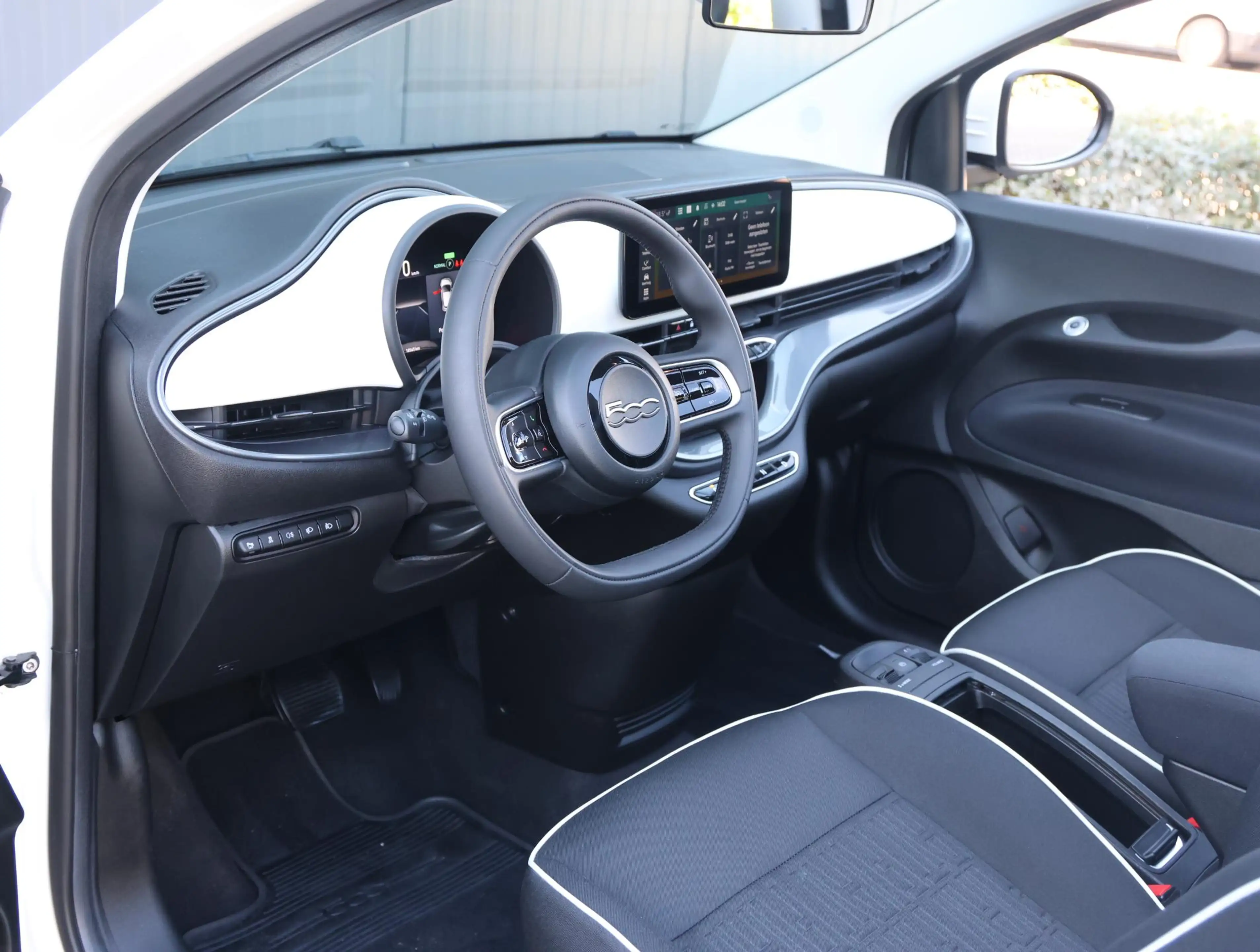 Fiat 500C Icon 42 kWh Cabrio | ACCU 95% | Achteruitrijcamera — photo 15