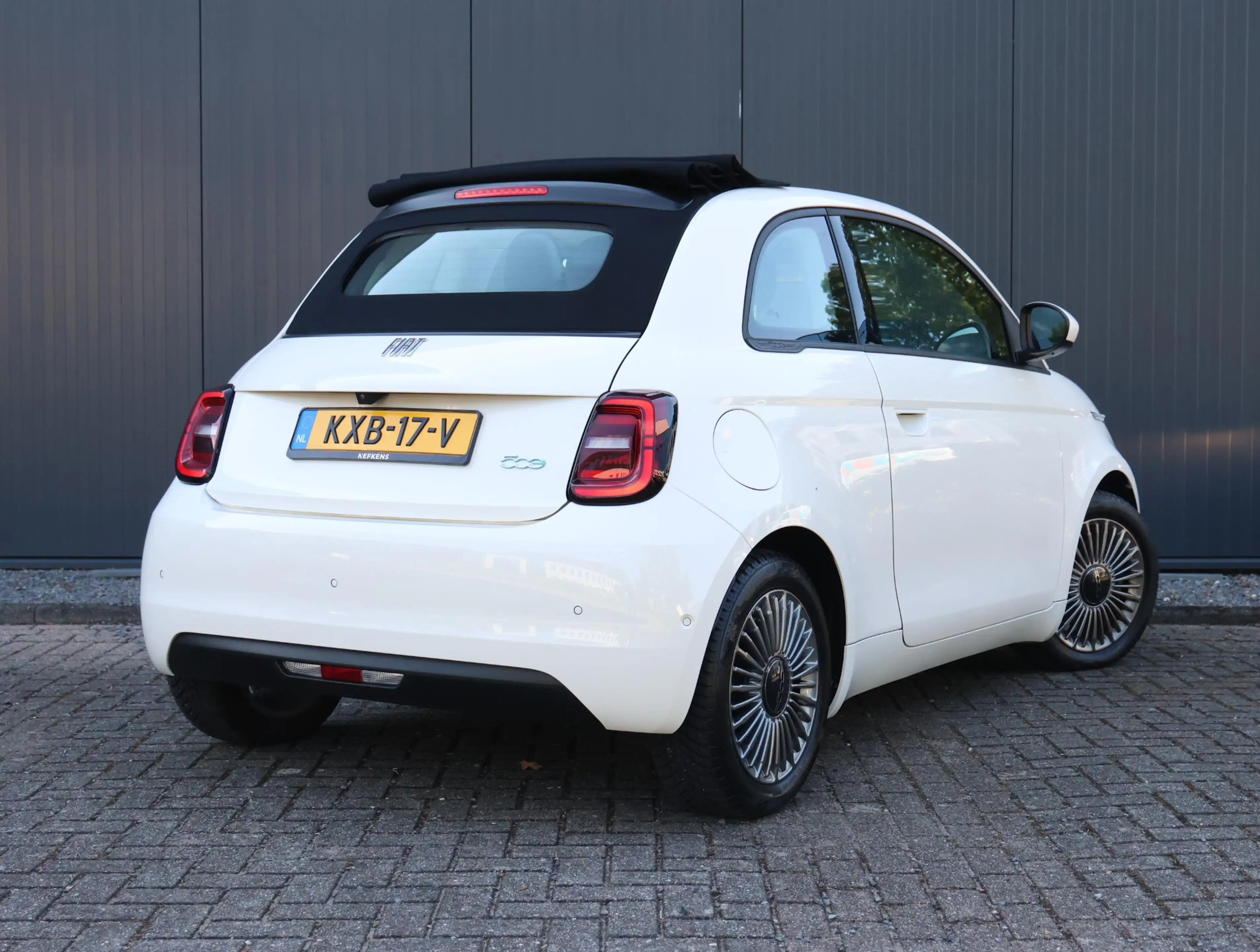 Fiat 500C Icon 42 kWh Cabrio | ACCU 95% | Achteruitrijcamera — photo 6