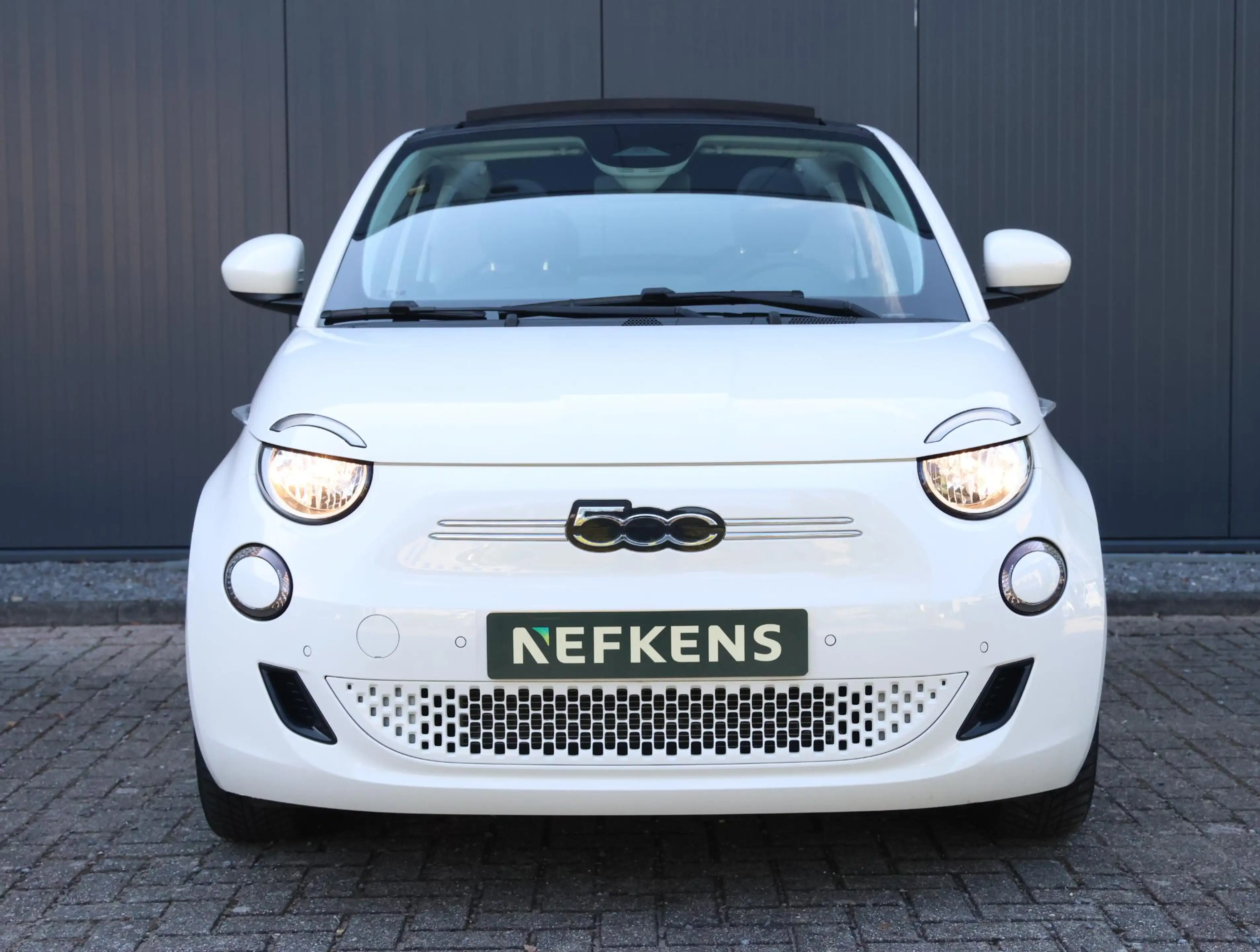 Fiat 500C Icon 42 kWh Cabrio | ACCU 95% | Achteruitrijcamera — photo 2
