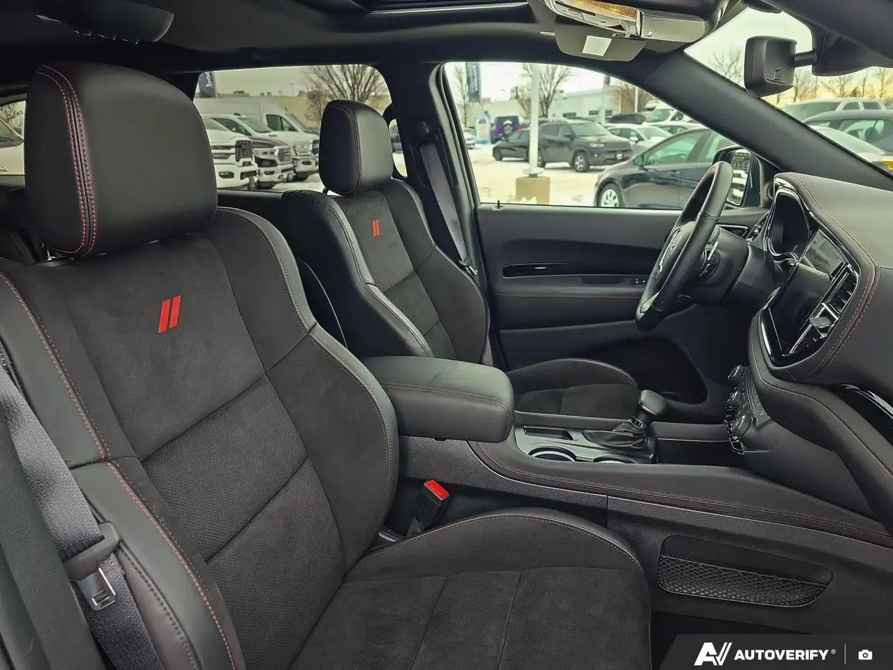 Dodge Durango снимка Dodge Durango