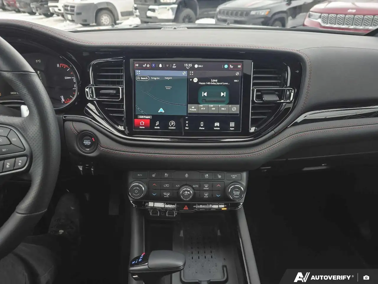 Dodge Durango снимка Dodge Durango