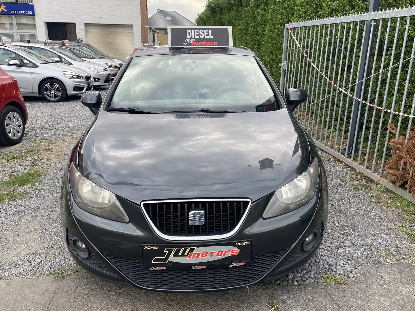 SEAT Ibiza Ibiza ST 1.2 CR TDi Reference Ecomotive DPF Gris - 2