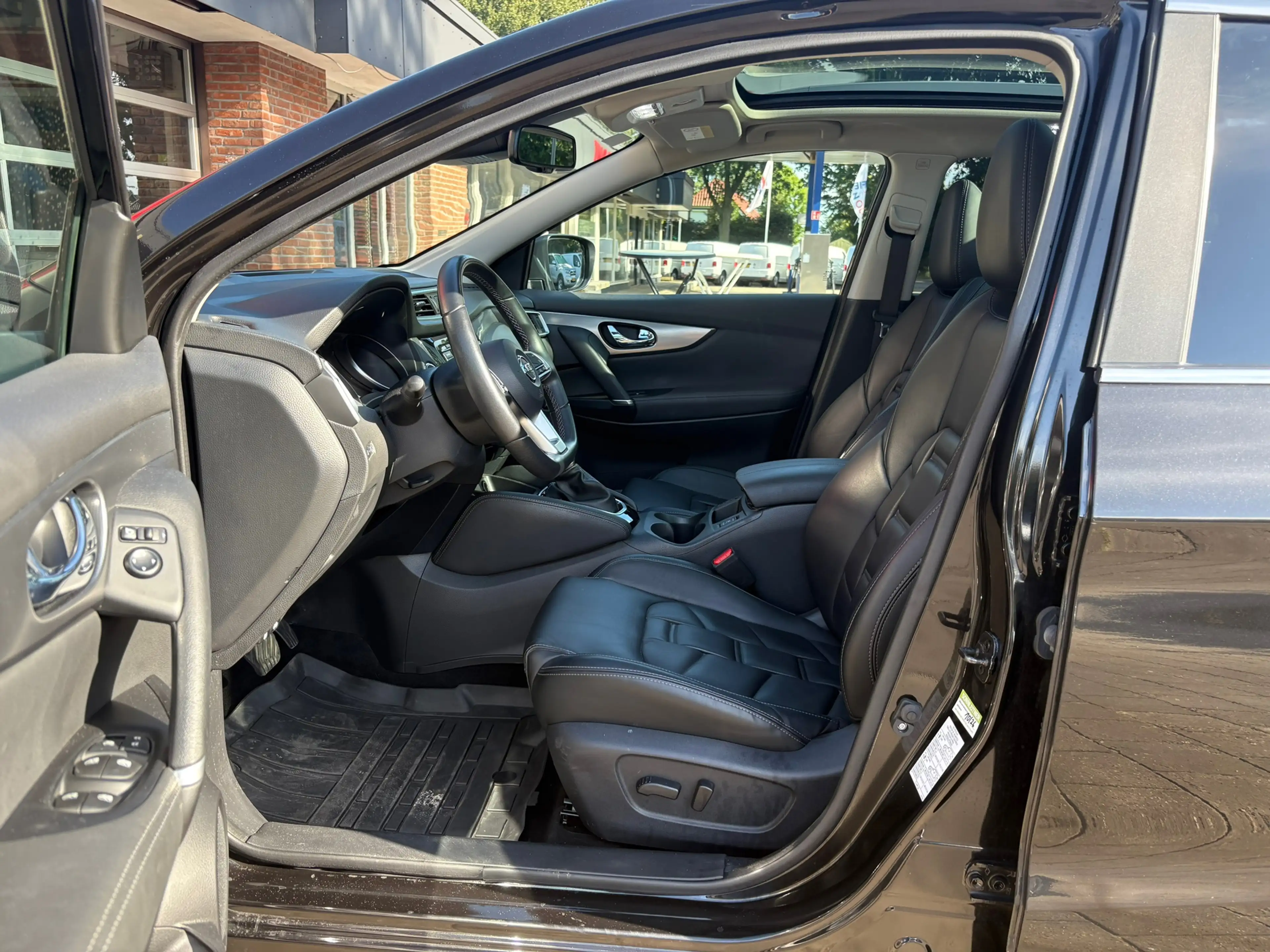 Nissan Qashqai Tekna 1.3 DIG-T 160 pk - AUTOMAAT - LED - Leder - — photo 9