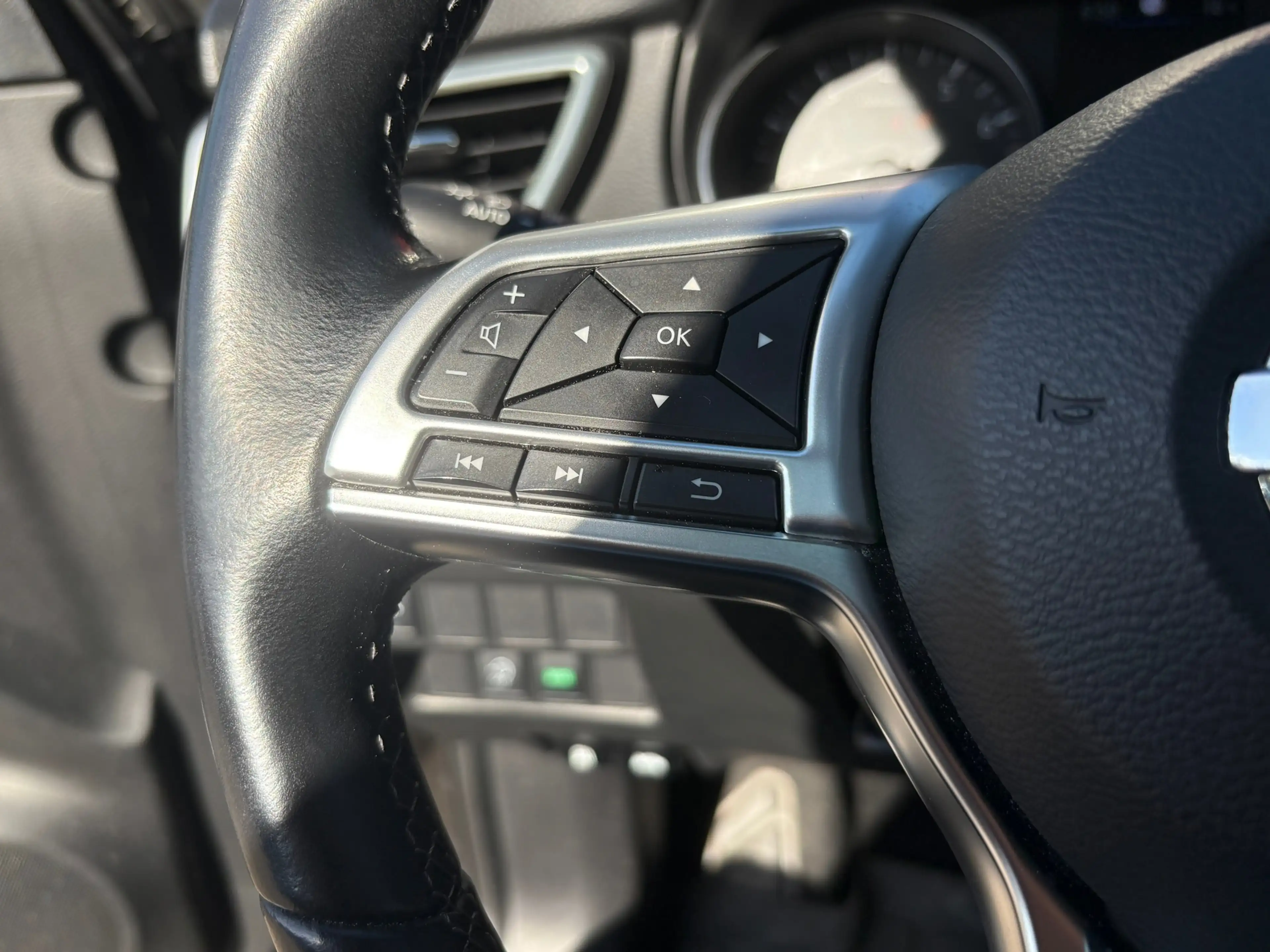Nissan Qashqai Tekna 1.3 DIG-T 160 pk - AUTOMAAT - LED - Leder - — photo 15