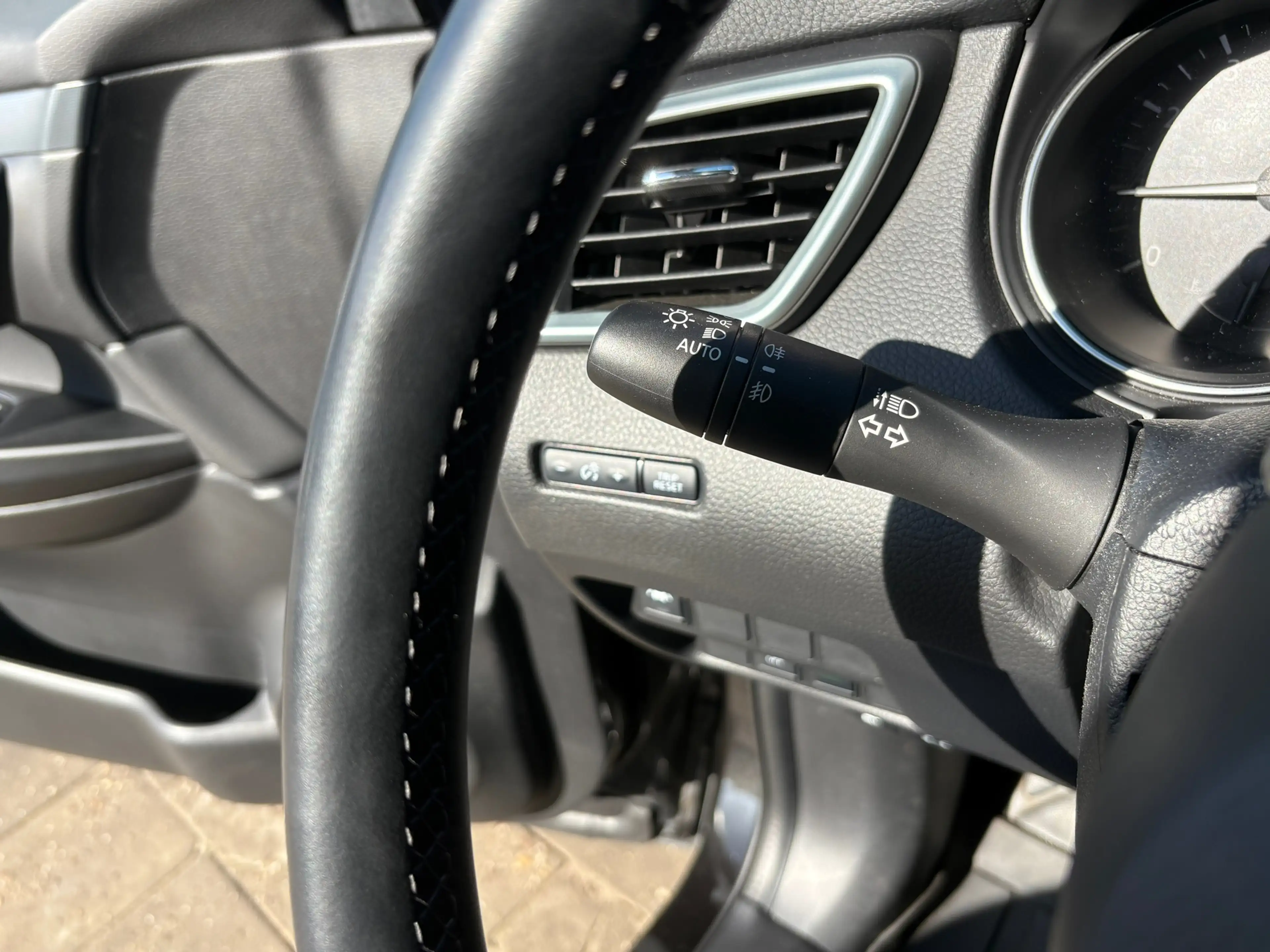 Nissan Qashqai Tekna 1.3 DIG-T 160 pk - AUTOMAAT - LED - Leder - — photo 17