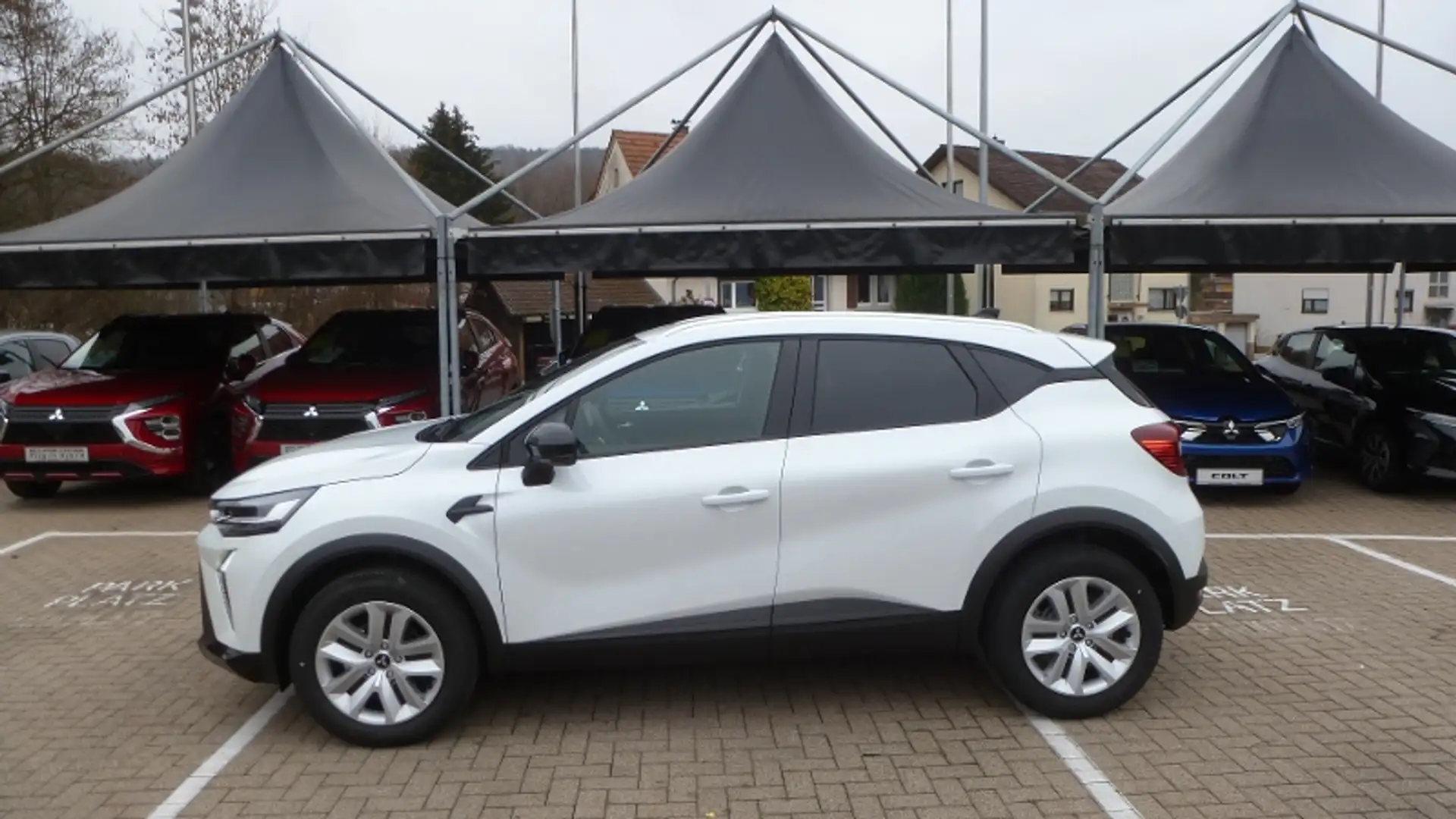 Mitsubishi ASX 1,0 PLUS ab 259.-/Monat Weiß - 2