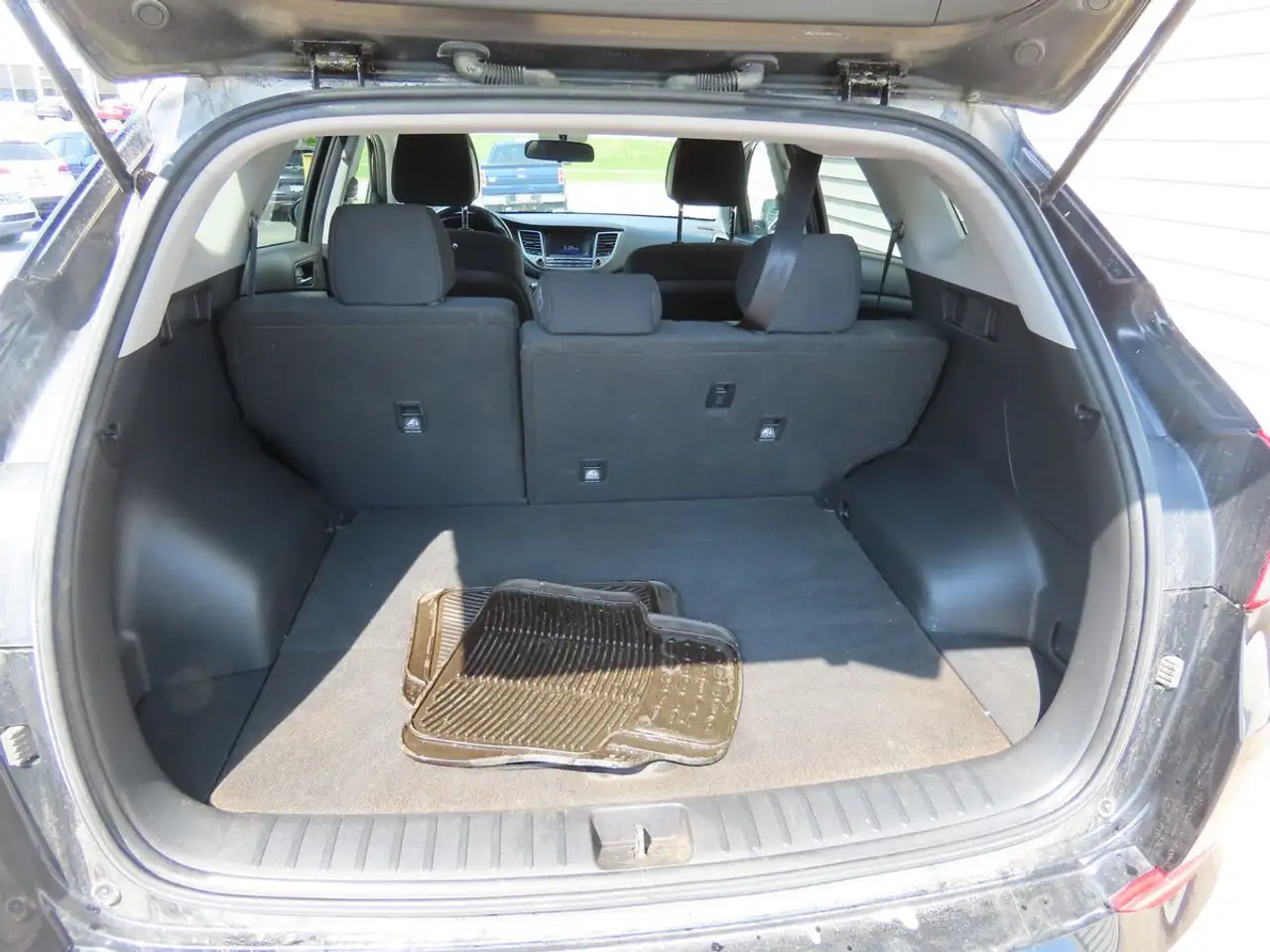 Hyundai TUCSON photo Hyundai TUCSON