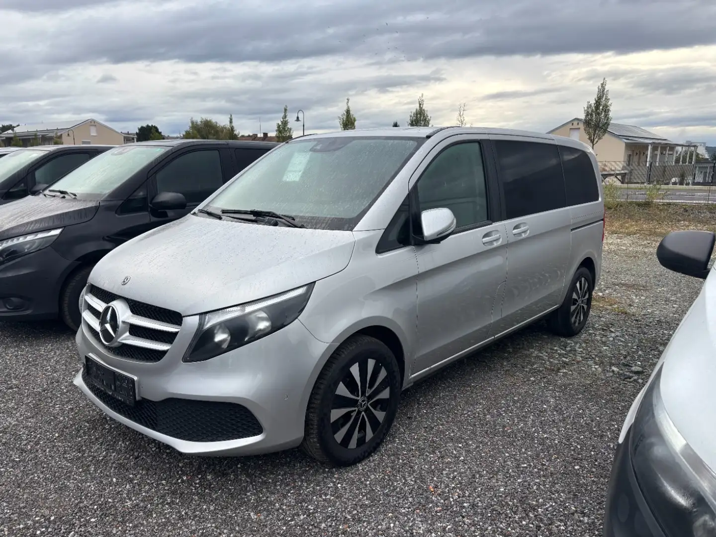 Mercedes-Benz V 250 d 4MATIC Kompakt FAP Distr Navi RKam PTS Argent - 2