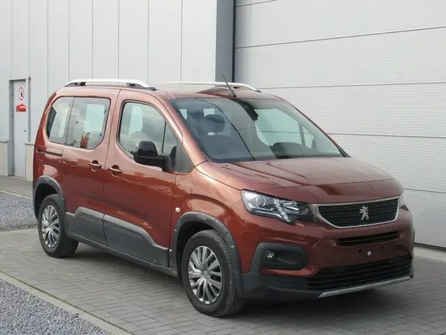 Peugeot Rifter 1.5 HDi Allure /€9.500 netto / Airco / Trekhaak