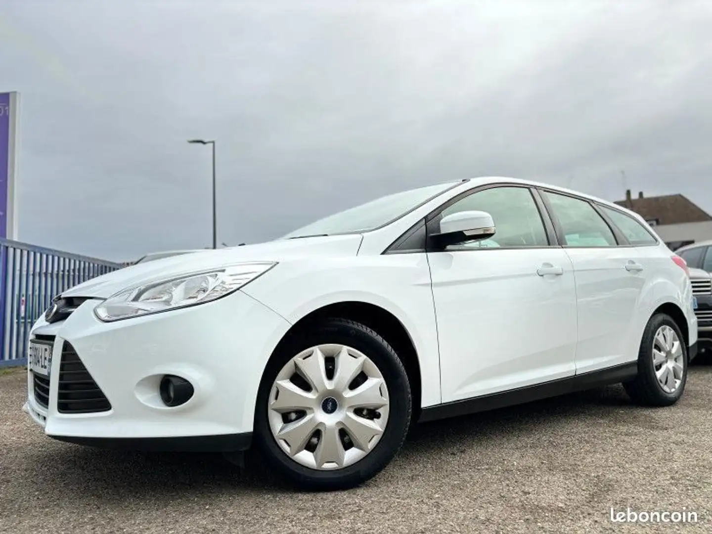 Ford Focus SW 1.6 16V 105CH TREND Blanc - 1