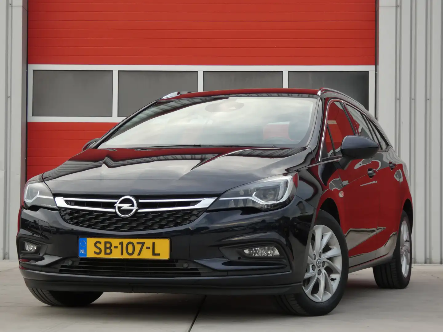 Opel Astra Sports Tourer 1.0 Innovation/ lage km/ zeer mooi! Blauw - 1