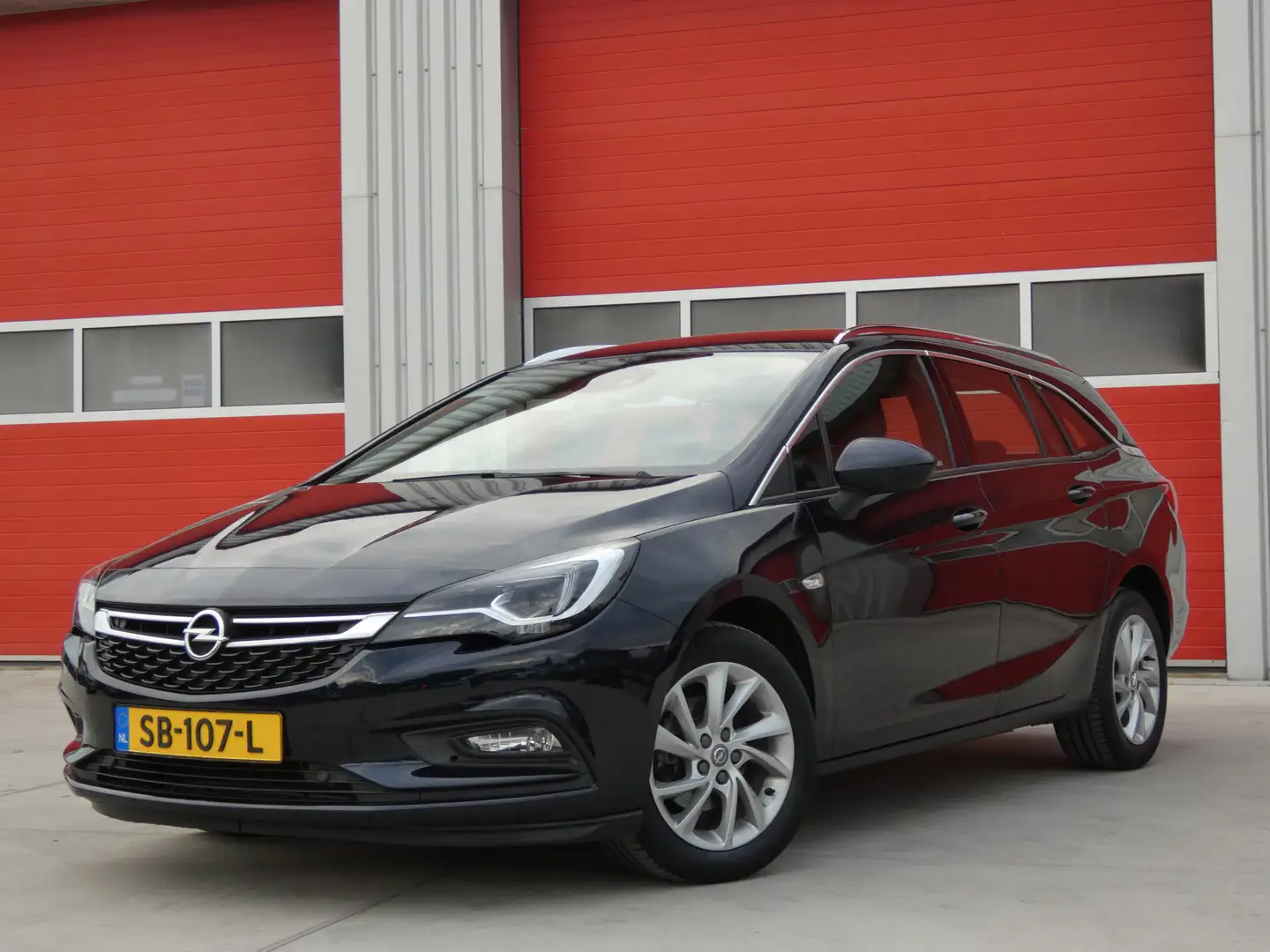Opel Astra Sports Tourer 1.0 Innovation/ lage km/ zeer mooi! Blauw - 2