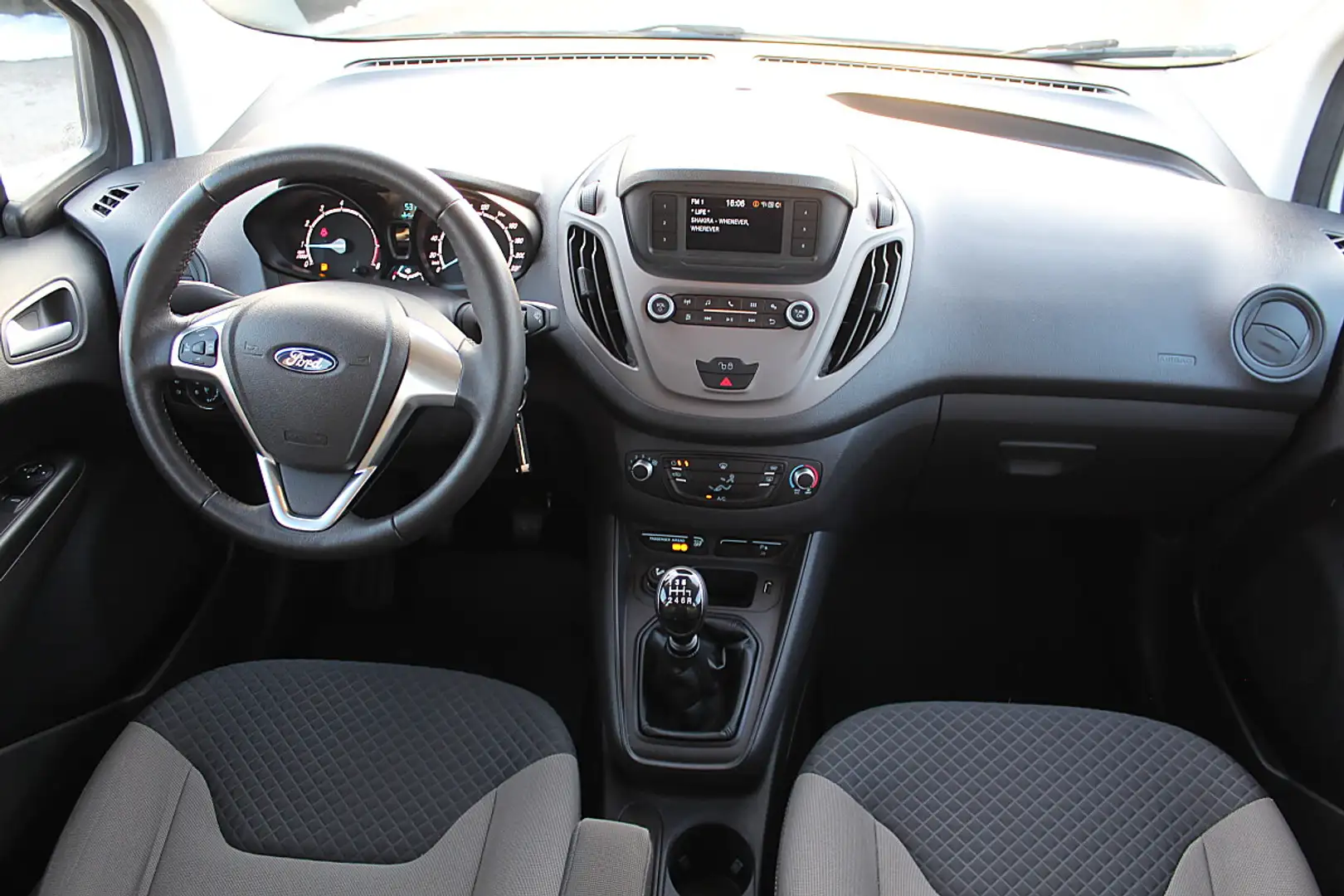 Ford Transit Courier Transit Courier 1,0 EcoBoost Trend PDC,Notbrems... Blanc - 2