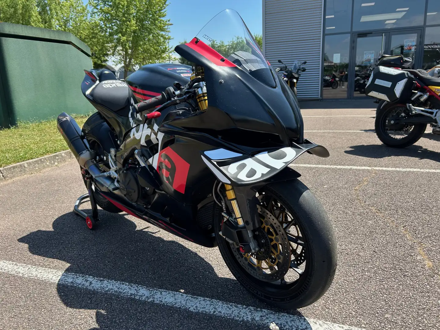 Aprilia RSV4 Nero - 2