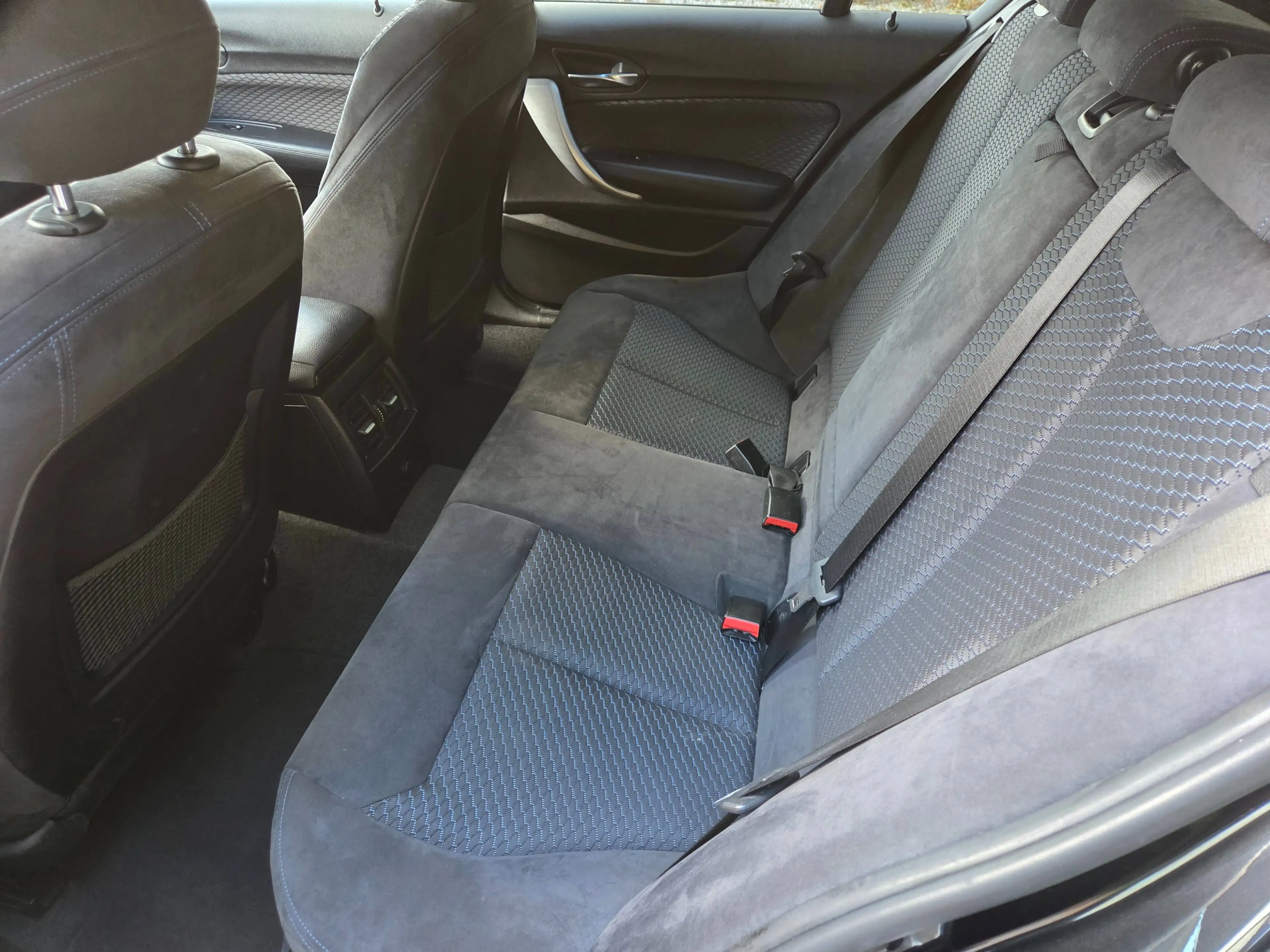 BMW 118 118i — photo 11
