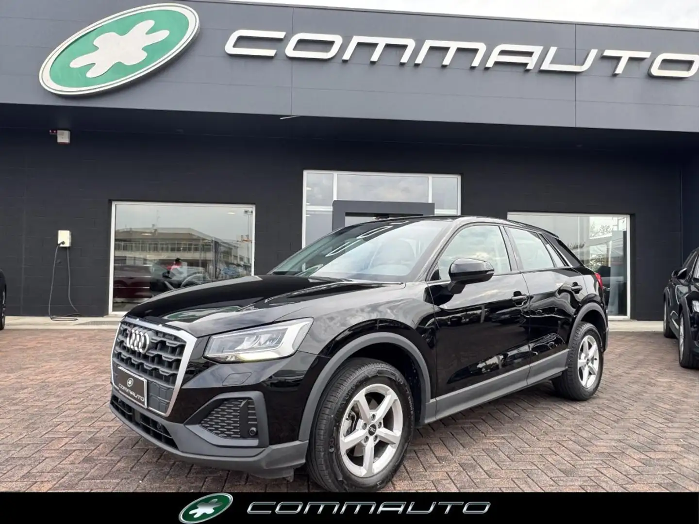 Audi Q2 30 TDI S tronic Business Nero - 1