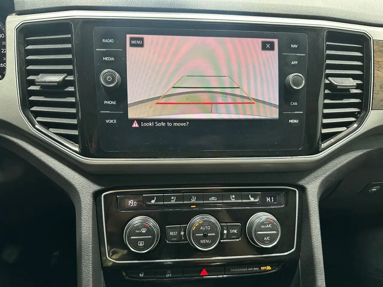 Volkswagen Atlas снимка Volkswagen Atlas