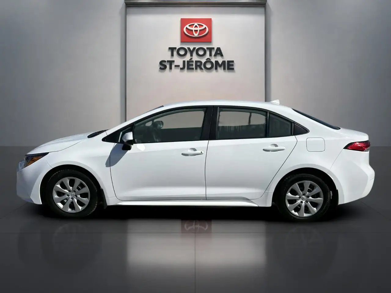 Toyota Corolla снимка Toyota Corolla
